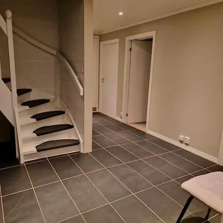 Pen Og Stor Enebolig I Hotel Bergen